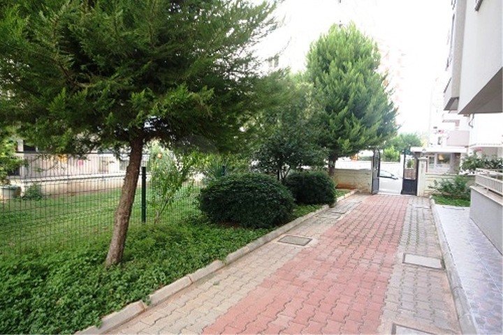  Квартира 1+1 в элитном районе Лара по супер-цене от собственника