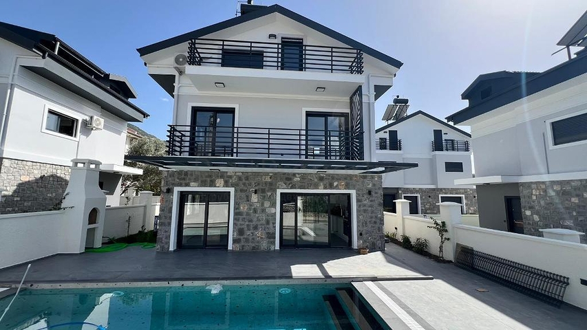 Вилла планировки 4+1 в районе Фетхие - Анталия