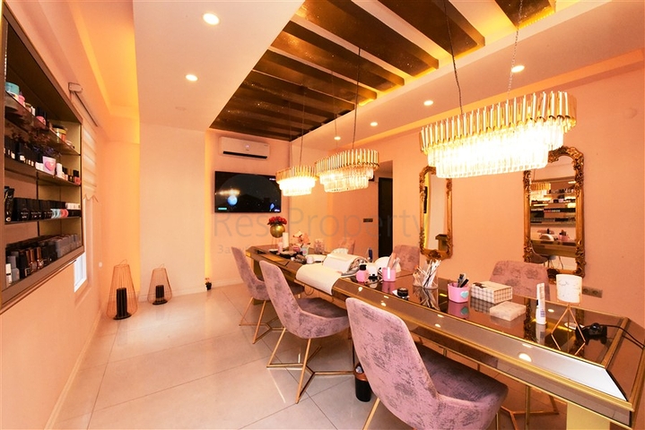 Салон красоты со своей клиентской базой 