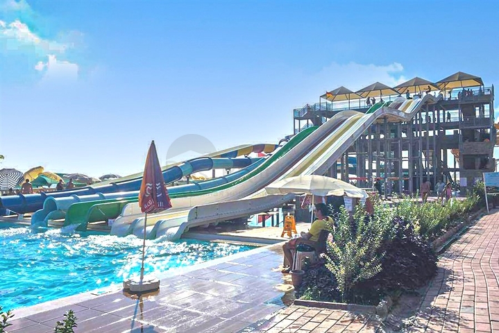 Пентхаус планировкой 3+1 с видом на море в районе Демирташ