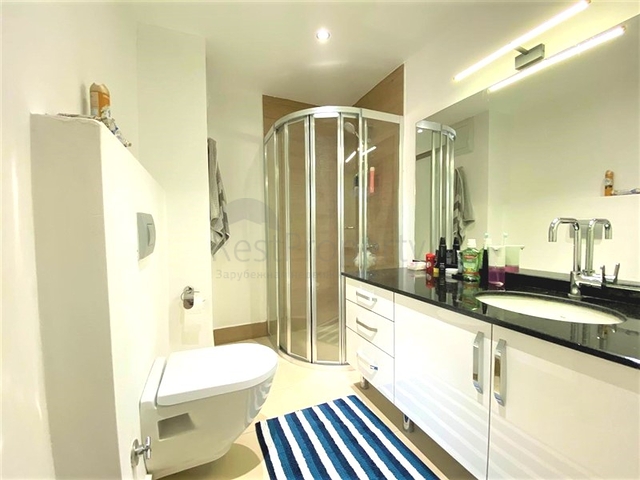 Пентхаус планировкой 3+1 с видом на море в районе Демирташ