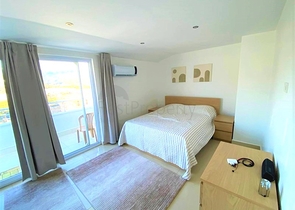 Пентхаус планировкой 3+1 с видом на море в районе Демирташ