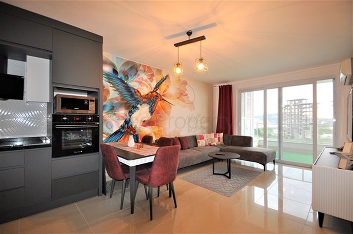 Трёхкомнатная просторная квартира планировкой 2+1