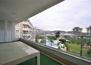 Трёхкомнатная просторная квартира планировкой 2+1