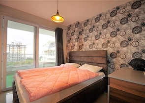 Трёхкомнатная просторная квартира планировкой 2+1