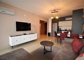 Трёхкомнатная просторная квартира планировкой 2+1