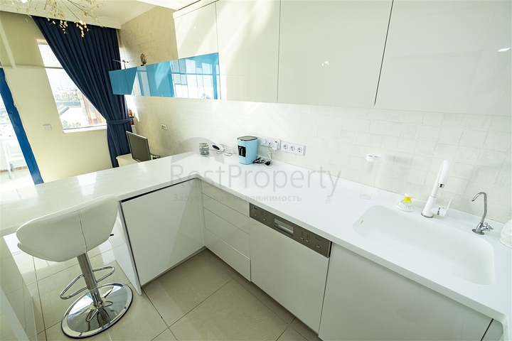 Квартира 2+1 с видом на Средиземное море в Анталии