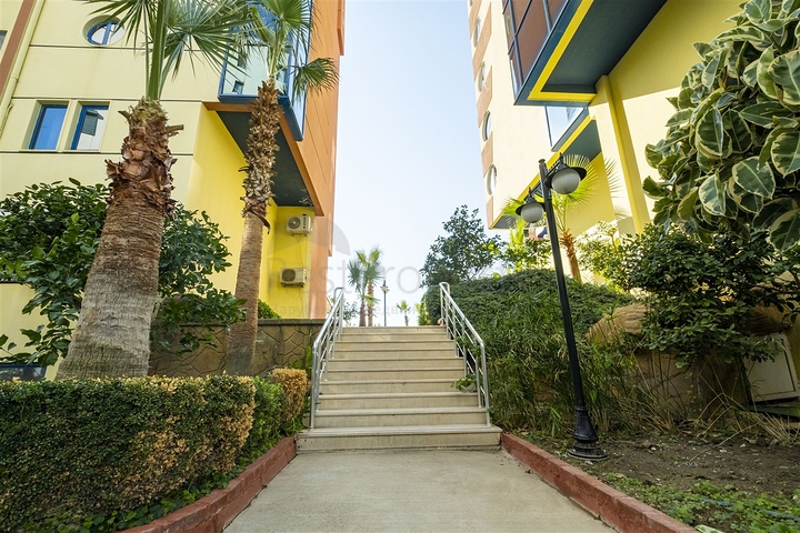 Квартира 2+1 с видом на Средиземное море в Анталии