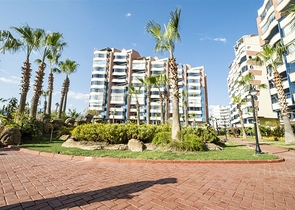 Квартира 2+1 с видом на Средиземное море в Анталии