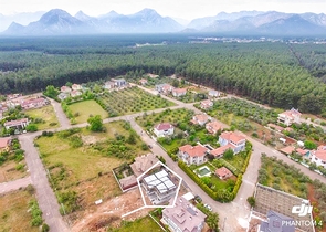 Комфортабельная современная вилла 6+1 в Анталии Дошемеальты