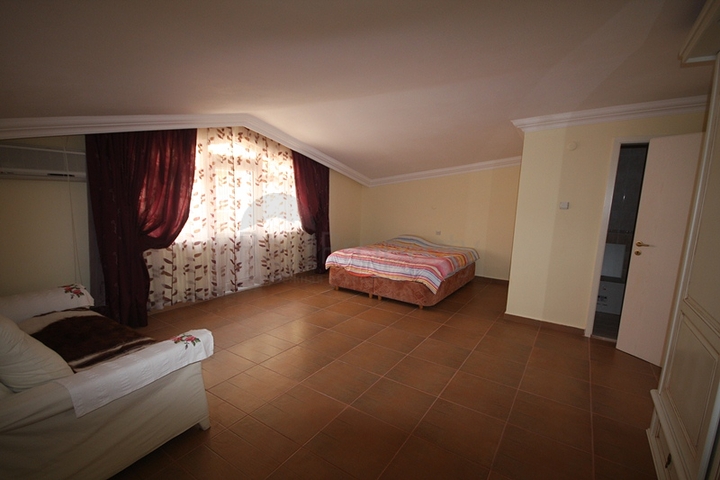 Просторная вилла в Аланье с видом на море от собственника