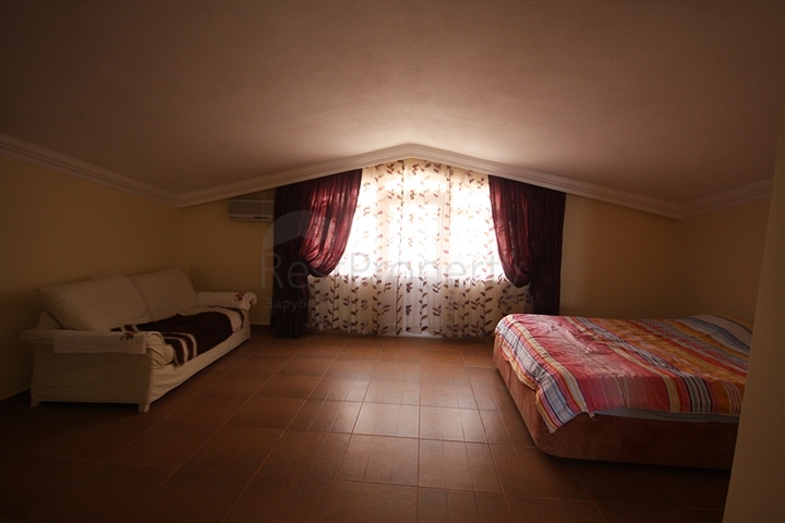 Просторная вилла в Аланье с видом на море от собственника