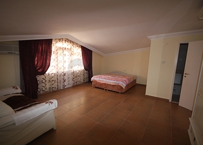 Просторная вилла в Аланье с видом на море от собственника