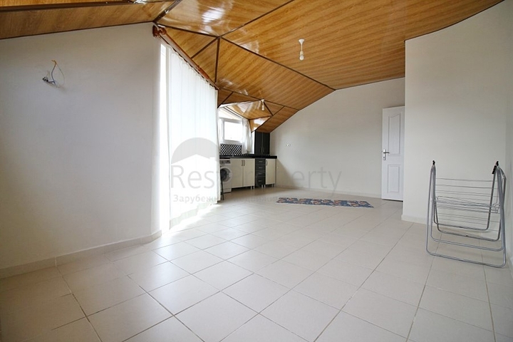 Меблированный пентхаус 5+2 в Махмутлар