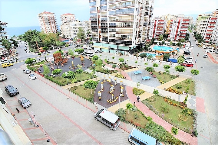 Меблированный пентхаус 5+2 в Махмутлар