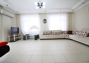 Меблированный пентхаус 5+2 в Махмутлар