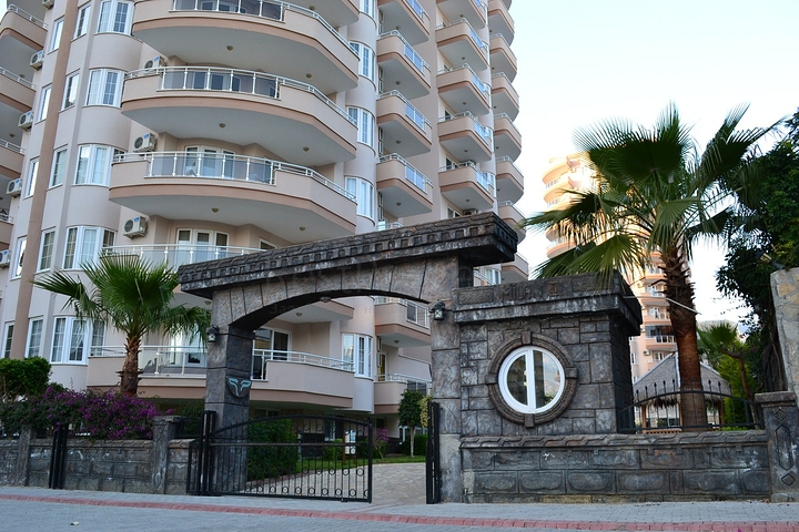 Элитная квартира 2+1 в комплексе в Махмутларе от хозяина