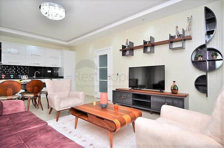 Королевский пентхаус с видом на горный пейзаж