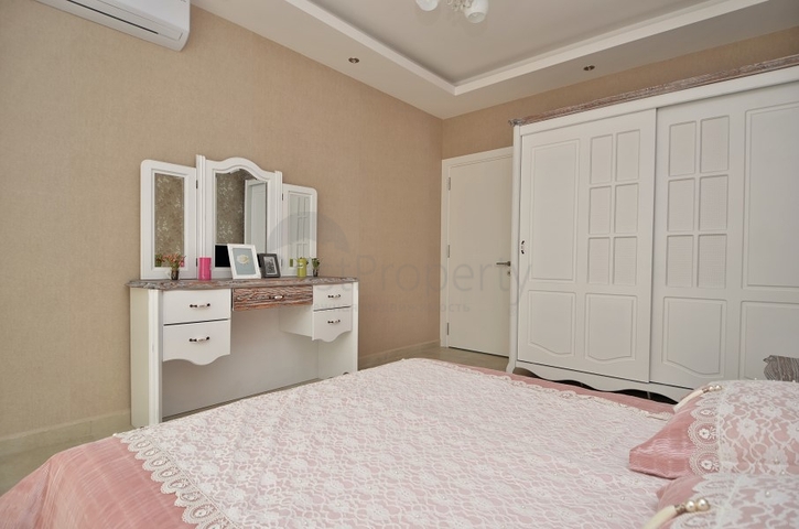 Королевский пентхаус с видом на горный пейзаж