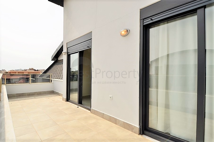 Королевский пентхаус с видом на горный пейзаж