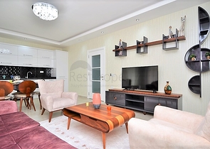 Королевский пентхаус с видом на горный пейзаж