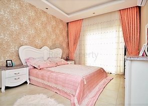 Королевский пентхаус с видом на горный пейзаж