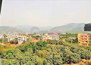 Королевский пентхаус с видом на горный пейзаж