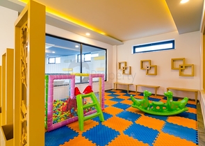 Королевский пентхаус с видом на горный пейзаж