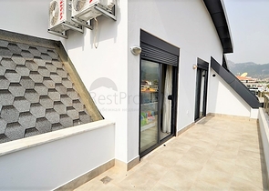 Королевский пентхаус с видом на горный пейзаж