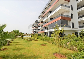 Королевский пентхаус с видом на горный пейзаж