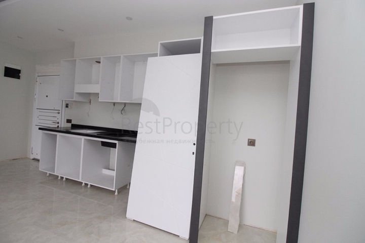 Квартира 1+1 на первой линии в Махмутлар