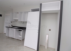 Квартира 1+1 на первой линии в Махмутлар