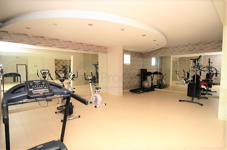 Трехкомнатная квартира в окружении апельсиновых рощ