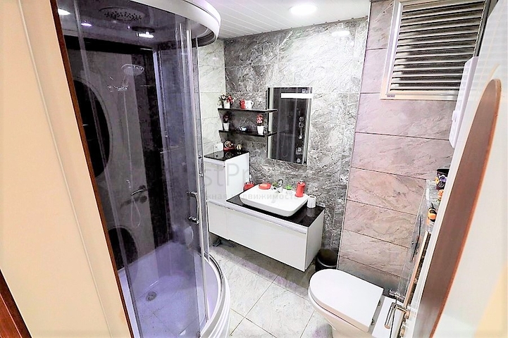 Трехкомнатная квартира в окружении апельсиновых рощ