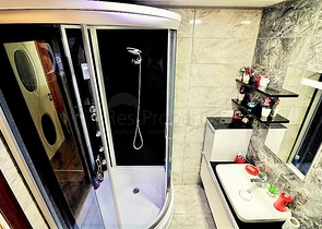 Трехкомнатная квартира в окружении апельсиновых рощ