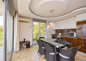 Шикарная квартира с видовыми характеристиками на Аланийское побережье