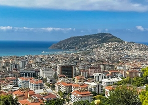 Шикарная квартира с видовыми характеристиками на Аланийское побережье