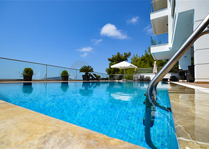 Шикарная квартира с видовыми характеристиками на Аланийское побережье