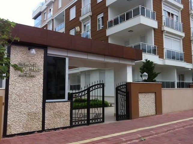 Квартира 1+1 от собственника в элитном комплексе в Анталии