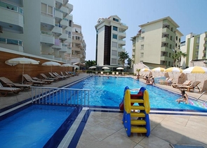 Квартиры планировки 2+1 на первой линии в Обе