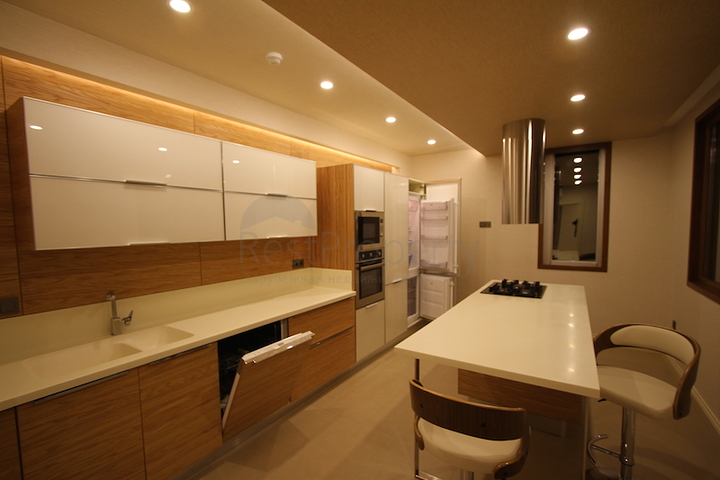 Готовые триплекс виллы в Анталии в районе Коньяалты