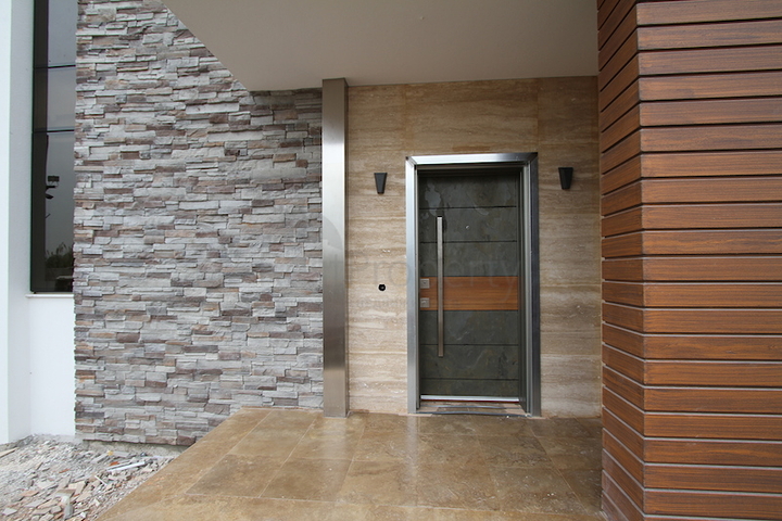 Готовые триплекс виллы в Анталии в районе Коньяалты