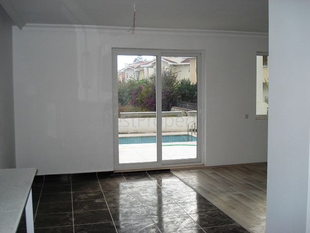 Напрямую от собственника продается вилла 4+1 с бассейном