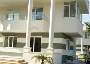 Напрямую от собственника продается вилла 4+1 с бассейном