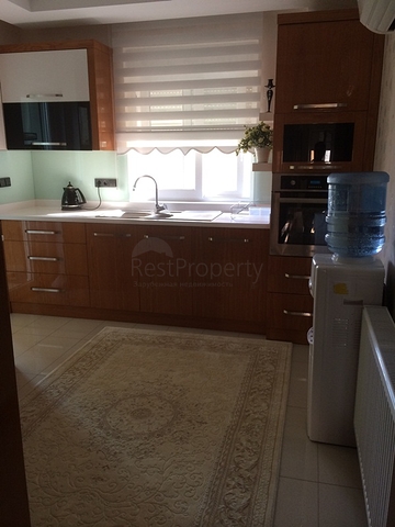 Квартира с мебелью с  3 спальнями в  самом центре  Лары, Анталия