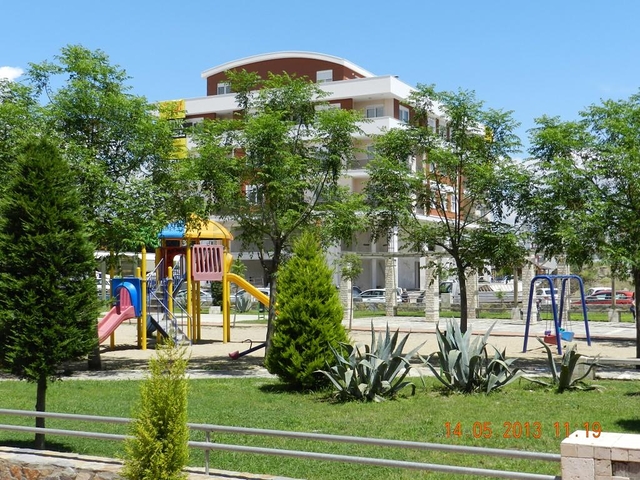 Квартира 1+1 на аренду в Анталии Site Rose