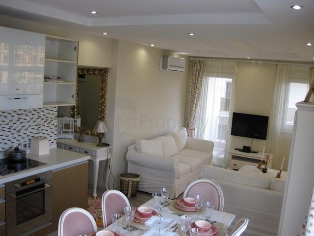 Квартира 1+1 на аренду в Анталии Site Rose