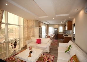 Квартира 1+1 на аренду в Анталии Site Rose