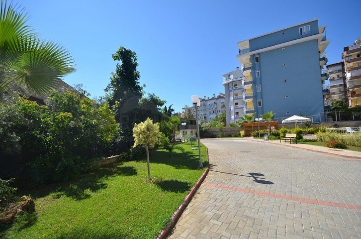 Апартаменты 1+1  в престижном комплексе в Аланье