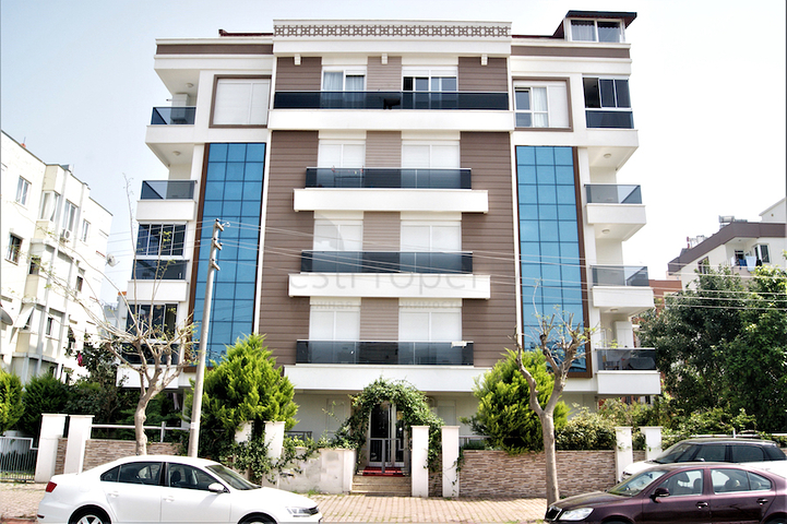 Квартира 1+1 с мебелью в Лимане Коньяалты 350 м до моря